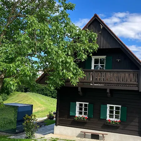 Winzerhaus Im Himmelreich Сasa de vacaciones *